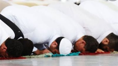  للتنويه الدائم على الصلاة.. 