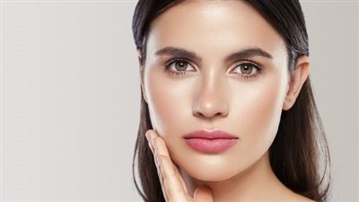  5 نصائح لأصحاب البشرة الدهنية فى الصيف