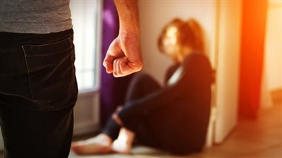 عالم أزهري: الإسلام لا يعرف العنف ضد المرأة.. وضرب الزوجة رؤية مسمومة «فيديو»