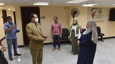 جامعة سوهاج تواصل تجهيز مركز تنمية الموارد البشرية تمهيدًا لتشغيله