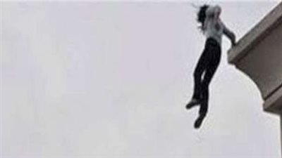 فقدت توازنها.. مصرع سيدة سقطت من الدور الرابع بالعريش 