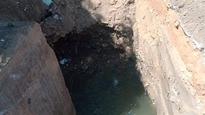 كانت ماشية مع والدتها.. سقوط طفلة داخل إحدى الترع المغطاة في المحلة الكبرى