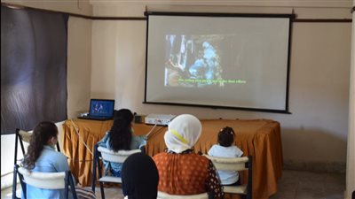 تنظيم ورش رسم وخط عربي بثقافة المنيا