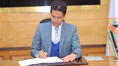 تعيين رؤساء أقسام جدد بكليات جامعة بنها | تعرف عليهم 