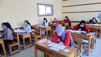 بعد طمأنة الرئيس للطلاب.. تفاصيل انخفاض مؤشرات التنسيق لطلاب الثانوية العامة 2021