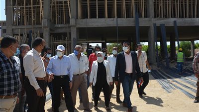 محافظ المنيا يتابع تنفيذ مشروعات حياة كريمة بقرى مركز دير مواس