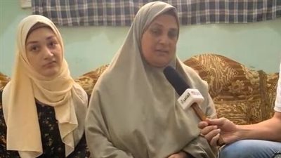 والدة الأولى بالثانوية العامة للدمج: ابنتي تفوقت على ظروفها الخاصة