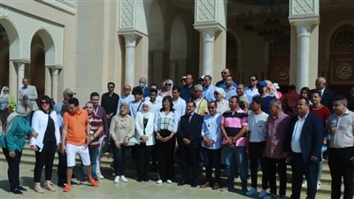 بحضور وزيرة الهجرة.. الكيانات المصرية بالخارج تزور مسجد الفتاح العليم