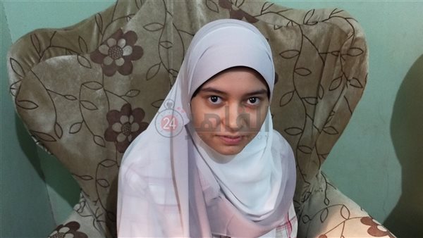 الطالبة خديجة حماد،