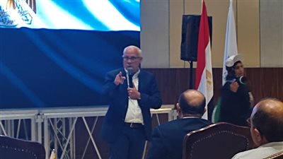 محافظ بورسعيد يطالب رجال الأعمال بالاستثمار في شرق بورسعيد │ فيديو