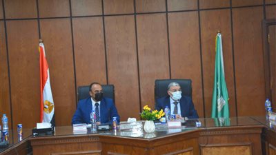 محافظ المنيا: زيادة مواقع لقاح كورونا للمسافرين إلى 6 مراكز