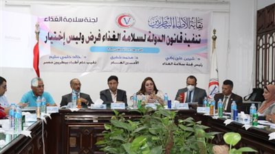 نقيب البيطريين: طبيب واحد مسؤول عن غذاء 750 ألف مواطن 