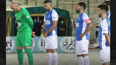 وفاق سطيف يفوز على شبيبة القبائل بثلاثية ويؤجل حسم لقب الدوري الجزائري 