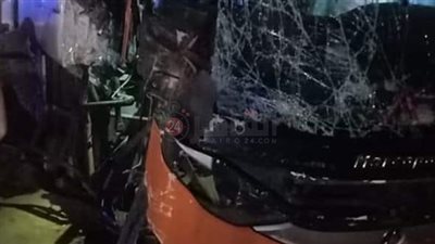 إصابة 7 أشخاص في تصادم أتوبيس سياحي وجرار زراعي بالإسماعيلية