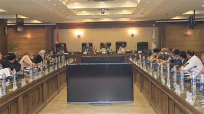 محافظ الجيزة: نستهدف تطعيم 45 ألف مواطن بلقاح كورونا يوميًا