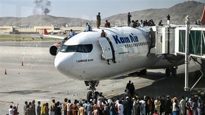 مقتل 7 أفغان واصابة آخرين بمحيط مطار كابول | فيديو