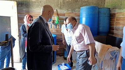 ضبط مخزن و4 مصانع مخالفة في حملة أمنية بالقليوبية 