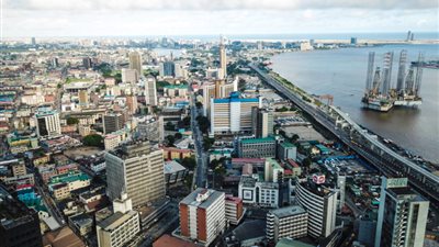 أموال مصادرة بقيمة 4.7 مليار دولار تشعل الصراع السياسي في نيجيريا