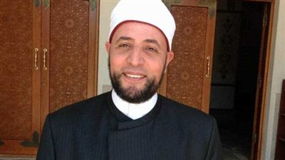 بعد نداءات بتعيين أصحاب الماجيستير.. داعية إسلامي يكشف حكم التفرقة بين المُعينين وفق درجاتهم العلمية