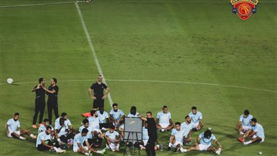 سيراميكا كليوباترا يختتم تدريباته قبل مواجهة الزمالك في الدوري