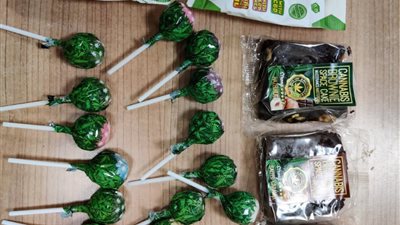 القبض على راكب قادم من هولندا لمحاولته تهريب 