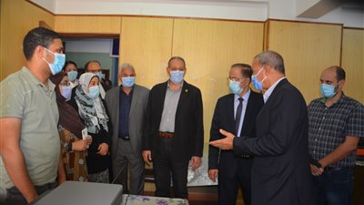 محافظ القليوبية: من لم يسجل إلكترونيًا للحصول على اللقاح يتوجه للمنافذ المخصصة