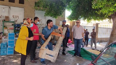 ضبط وتحرير 59 محضر مخالفة لمحال تجارية وباعة جائلين بشرق الإسكندرية