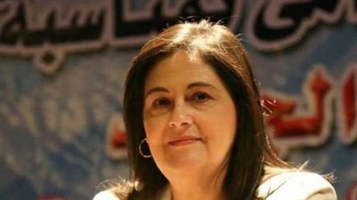 عميدة إعلام القاهرة: الكتاب الإلكتروني ليس نسخة من الكتاب المطبوع وتأليفه ليس سهلا