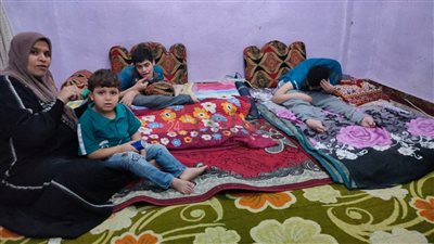 ضمور العضلات يُهدد حياة 3 أطفال بالشرقية.. والدتهم: وصلوا صوتنا للرئيس| صور وفيديو