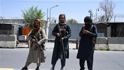 المتحدث باسم طالبان: أسلحة القوات الأمريكية ثروة لنا