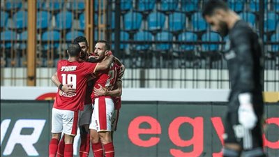 الأهلي يكتسح المصري البورسعيدي برباعية ويواصل مزاحمة الزمالك على لقب الدوري