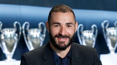 بنزيما يتحدث عن مستقبله مع ريال مدريد وموقفه من العودة إلى ليون
