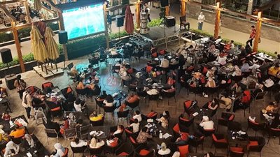 المئات شاهدوا مباراة المصري والأهلي بمقاهي بورسعيد| صور