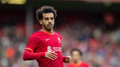 محمد صلاح يشترط 500 ألف إسترليني راتبا أسبوعيا للتجديد مع ليفربول