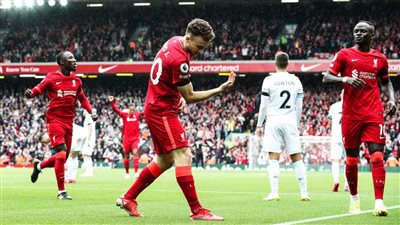 بمشاركة صلاح.. ليفربول يفوز على بيرنلي بثنائية في الدوري الإنجليزي