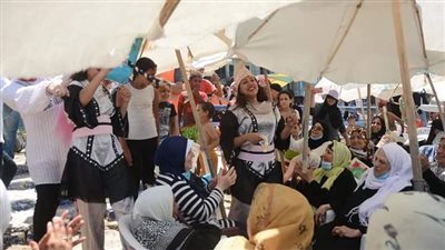 شاطئ المندرة يستقبل أطفال السرطان في الإسكندرية| صور 