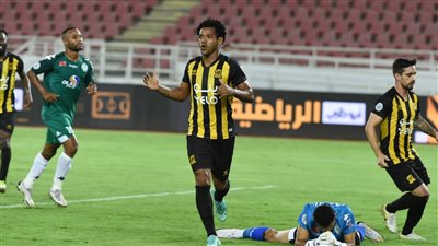 في شوط أول مثير.. الرجاء يتقدم على الاتحاد بثلاثية في نهائي البطولة العربية