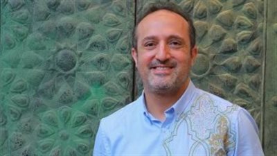 كبرت ومبقتش أستحمل.. رحلة شريف مدكور مع الفيروس وسرطان القولون