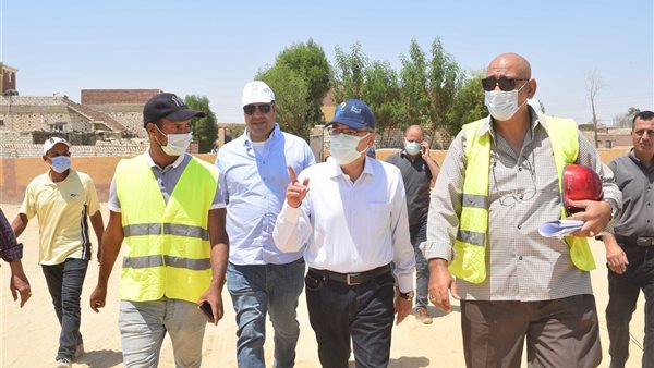 محافظ المنيا يتفقد