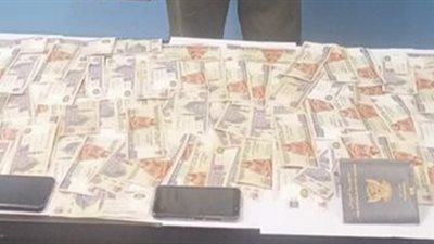 على طريقة أفلام الأبيض والأسود.. سقوط مشعوذ إفريقي يزعم مضاعفة الأموال بالسحر بالقاهرة 