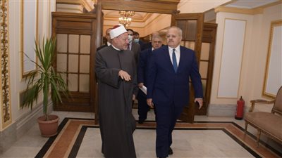 شوقي علام في لقاء جامعة القاهرة: الرسالات السماوية حرصت على مفهوم بناء الإنسان