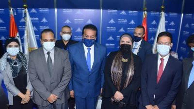 وزيرا التعليم العالي والتضامن يتفقدان جناح جامعة بنها بمعرض مدينة نصر | صور