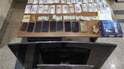 ارتكبوا 40 عملية نصب.. الداخلية تضبط أخطر عصابة لسرقة عملاء البنوك وموظفي الحكومة بزعم إعانات كورونا