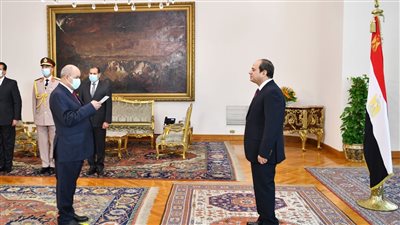السيسي يشهد حلف اليمين للمستشار عزت أبوزيد رئيسًا للنيابة الإدارية 