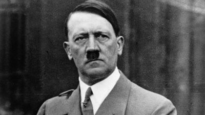 مفاجأة.. تحليل جديد للحمض النووي يكشف عن إصابه هتلر باضطراب جنسي وراثي