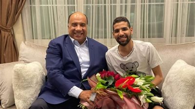 محمد مصيلحي يزور مؤمن زكريا للاطمئنان على حالته الصحية