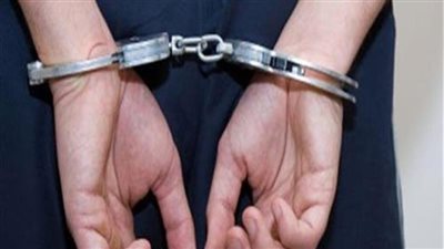 لامس أماكن حساسة.. القبض علي عامل تحرش بطفلة في كفر الشيخ 