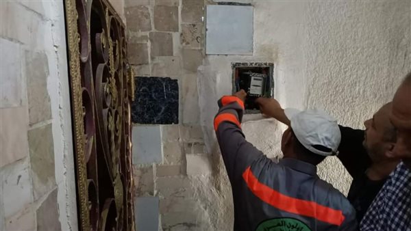 غلق وحدات مخالفة