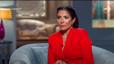 منى زكي تكشف عن عمل فني يجمعها بزوجها أحمد حلمي