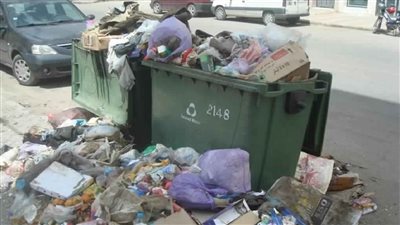 أخ يقتل شقيقه ويلقي بجثته في صندوق قمامة بإمبابة بسبب رفض إقراضه المال